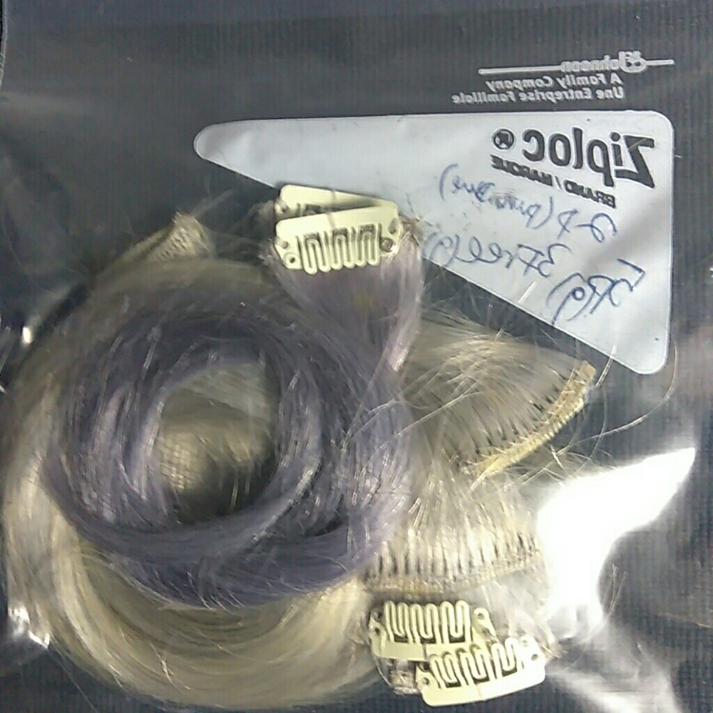 ☆ Clip-In Hair Extensions